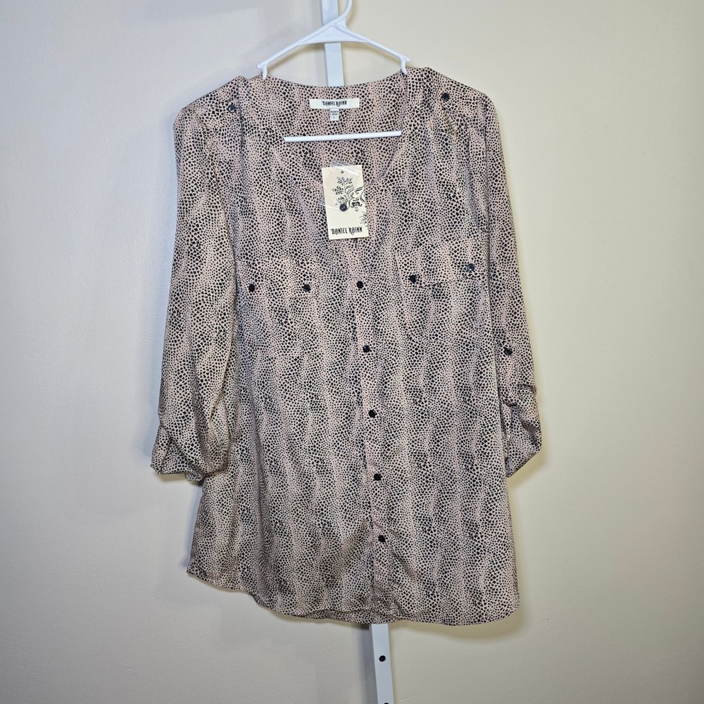 DANIEL RAINN Women's Beige Black Polka Dot V Neck Button Up Shirt Top Size L